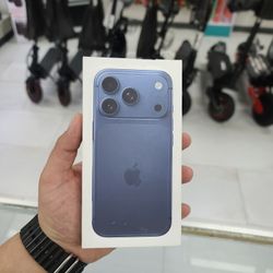 iPhone 17 Pro Unlocked 256GB! Finance For $50 Down Payment!!