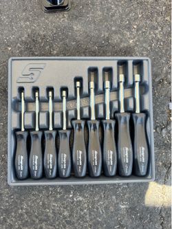 Snap-on 9-piece metric nut driver set, model NDDM900A