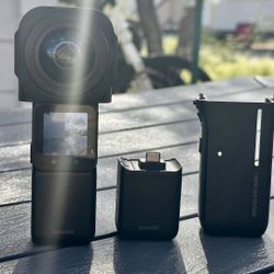 Insta360 One RS 1 -INCH 360 Edition ( Leica Lens ) 2 Batteries