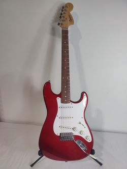 Squier by Fender Stratocaster Electric Guitar