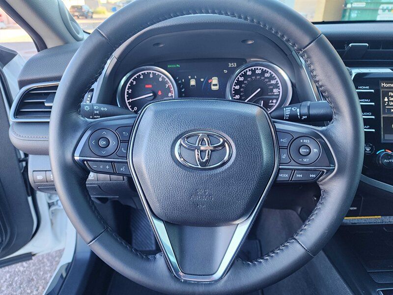 2020 Toyota Camry XLE V6