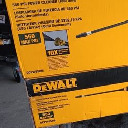 DEWALT
20V MAX 550 PSI 1.0 GPM Cold Water Cordless Battery Power Cleaner with 4 Nozzles (Tool Only)
