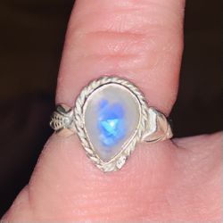 Moonstone And Silver Size 7 Ring