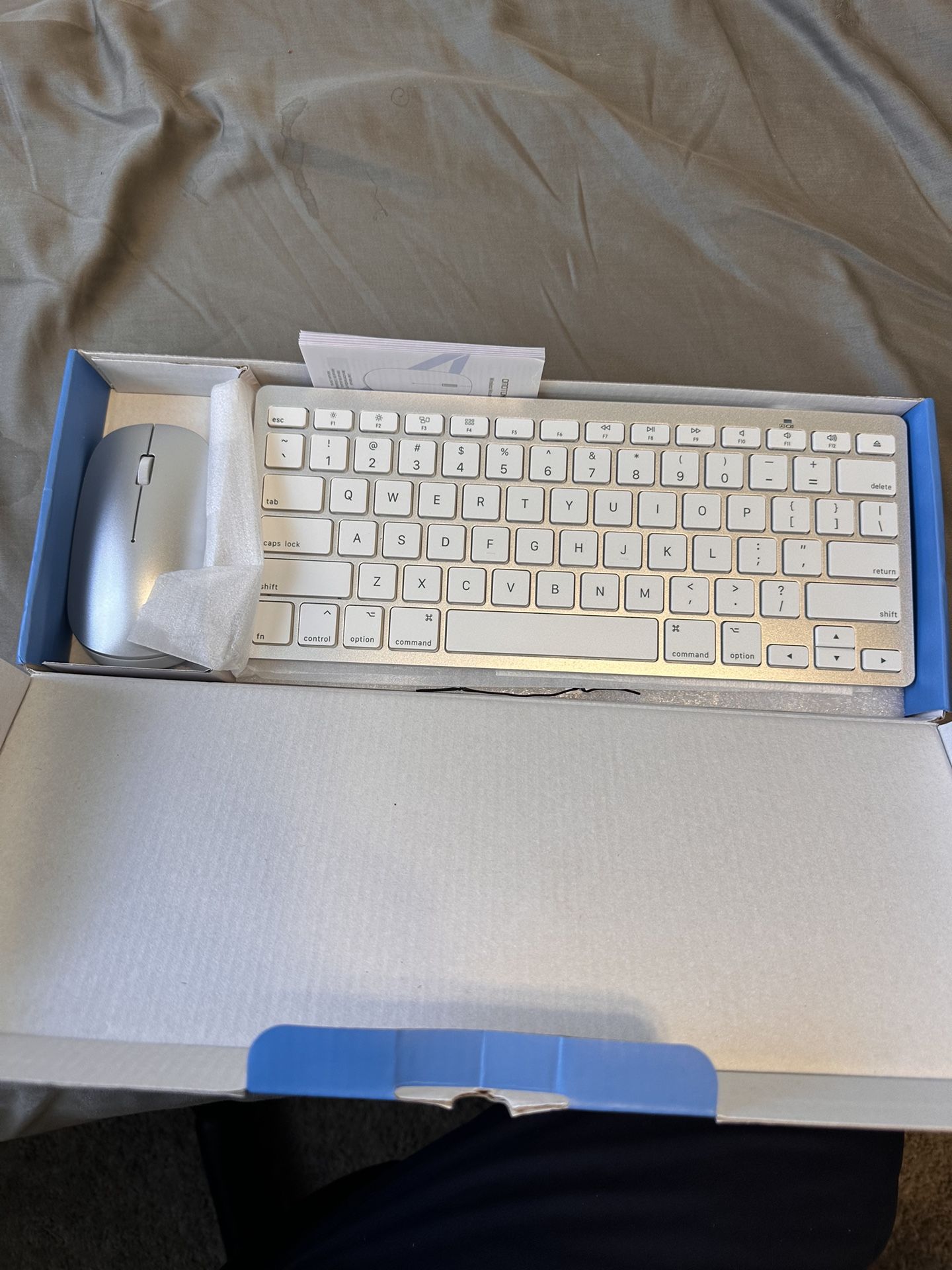 Ultra-Slim Keyboard and Mouse Bundle - OMOTON - For Windows, Mac, iOS And Android