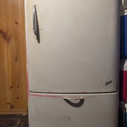 General Electric Refrigerator Circa 1941