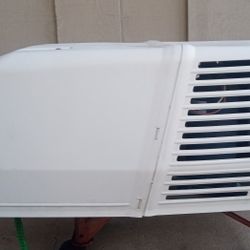 RV A/C Coleman Mach 15+