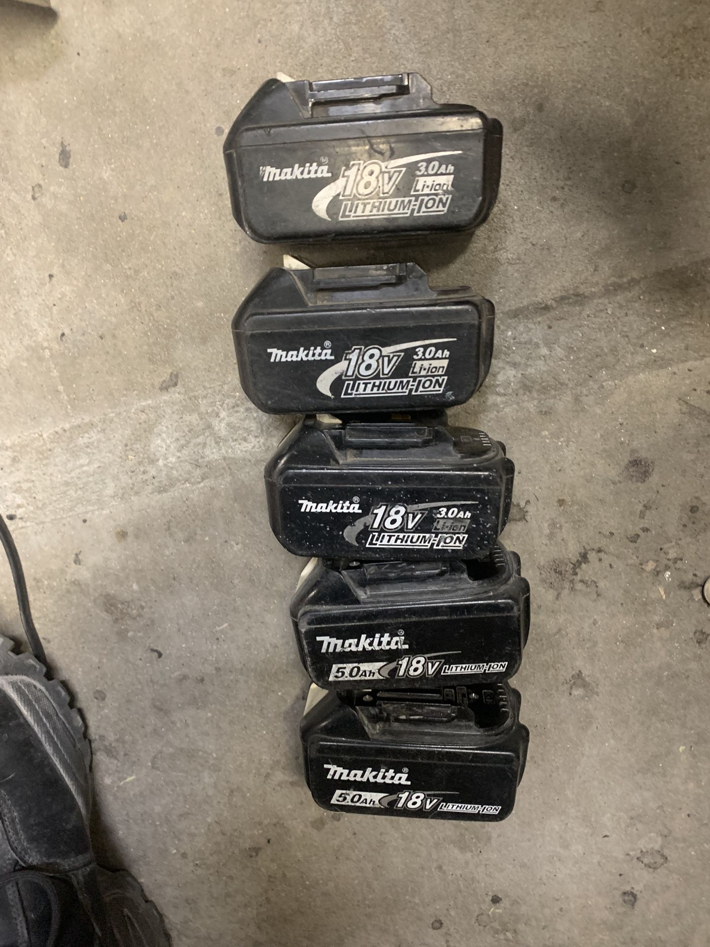 5 Makita Batteries. 