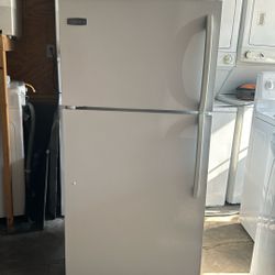 Frigidaire Refrigerator 