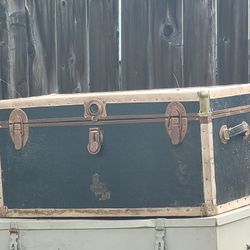 Vintage Steamer Trunk