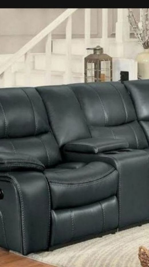 Pecos Reclining Sectional Gray