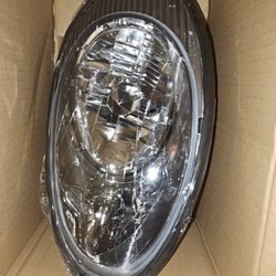 Eagle Eyes Left Headlight Assembly for 96-98 Ford Taurus Part # FL193-B001L