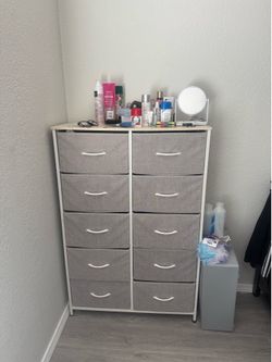 Dresser