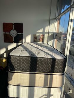 Twin mattress