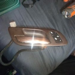 2007 To 2013  Chevy pickup Interior, Driver's Side Door Handle 