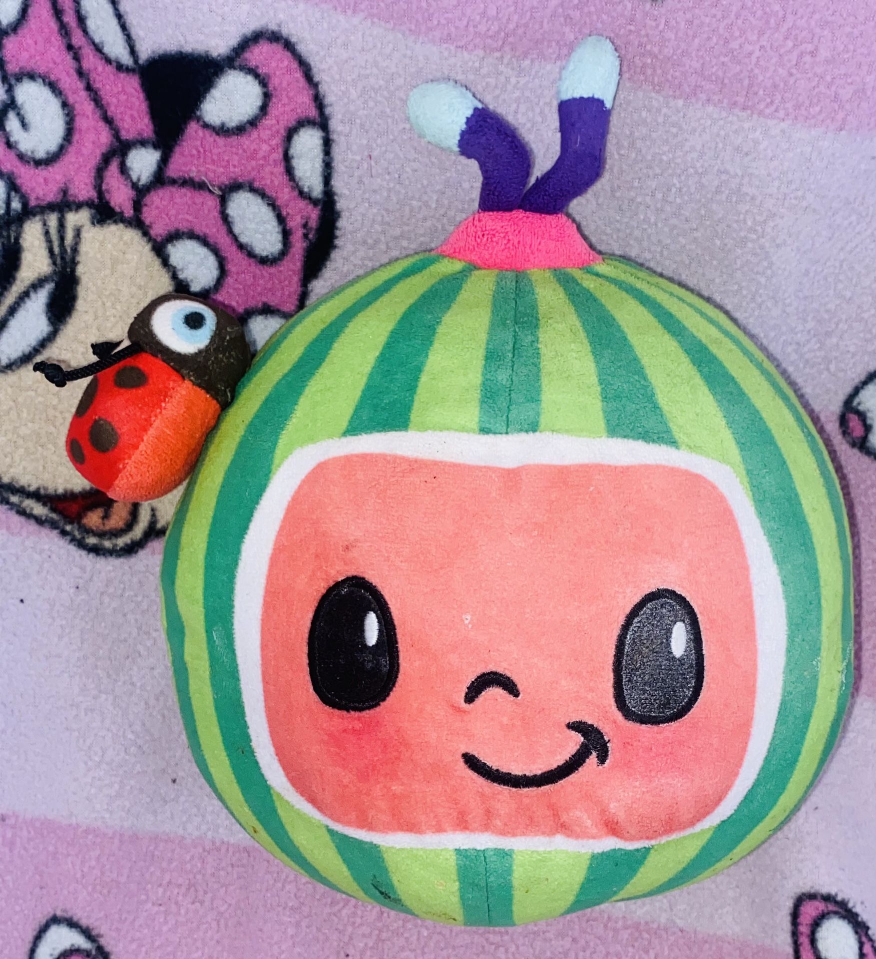 ๐๐๐CoComelon 14" Plush melon Cuddle Pillow with Embroidered and Appliqued Details๐๐๐