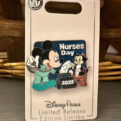 Disney Nurses Day 2022 Pin Mickey Mouse Pin LR Pin 
