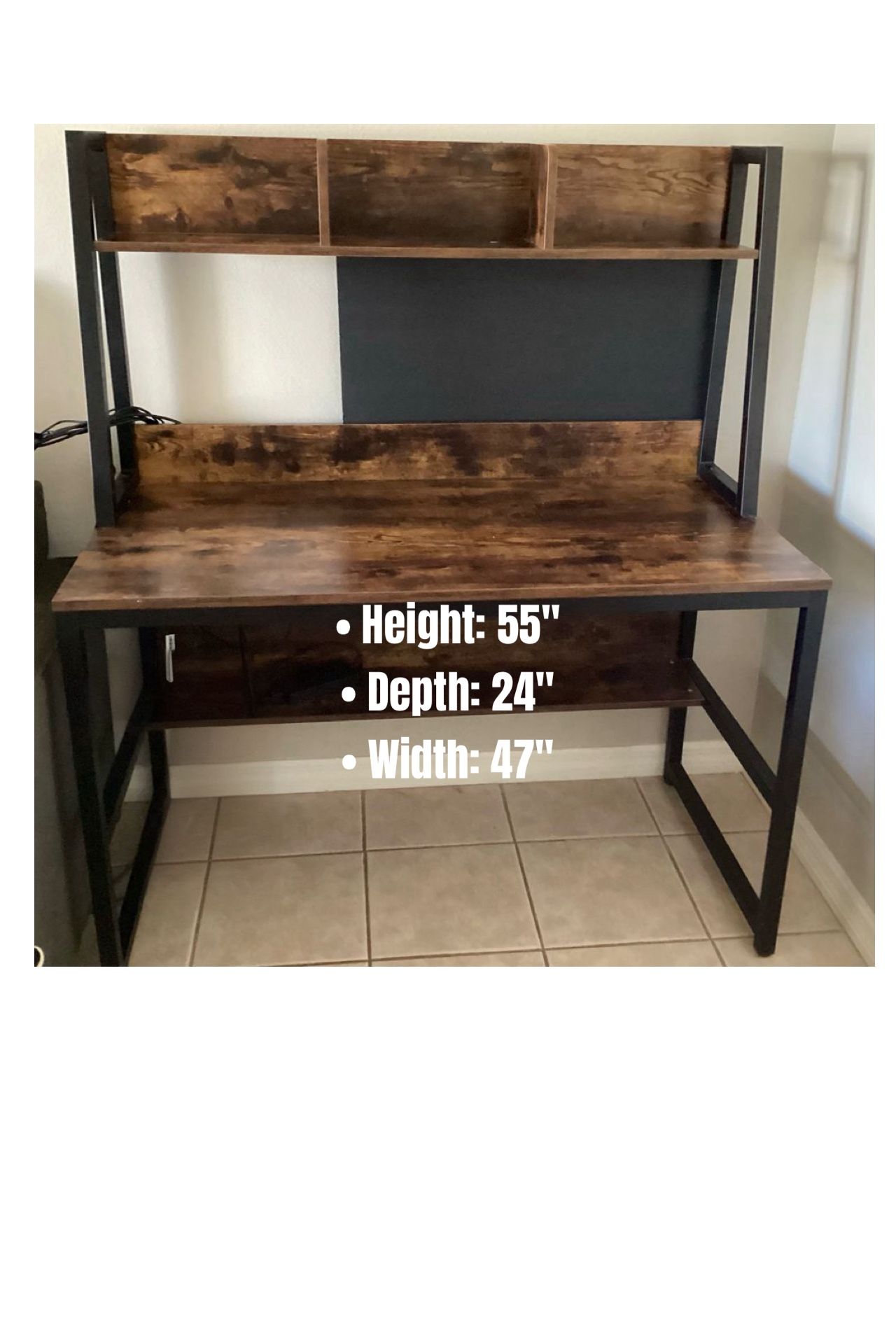 Desk – Great Condition – $100