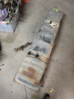 73 To 86 Gas Tank With New Sending Unit