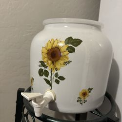 Porcelain Sunflower Design Water Dispenser/Iron Stand