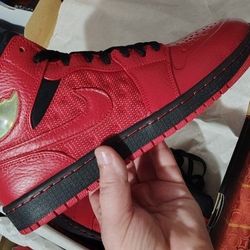 JORDAN 1  RETRO '97 TXT SIZE : 10M DS/OG