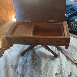 Small vintage music box.     12.00 firm