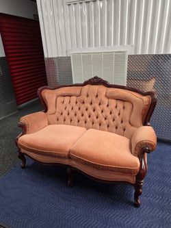Vintage Style Peach Velvet Loveseat