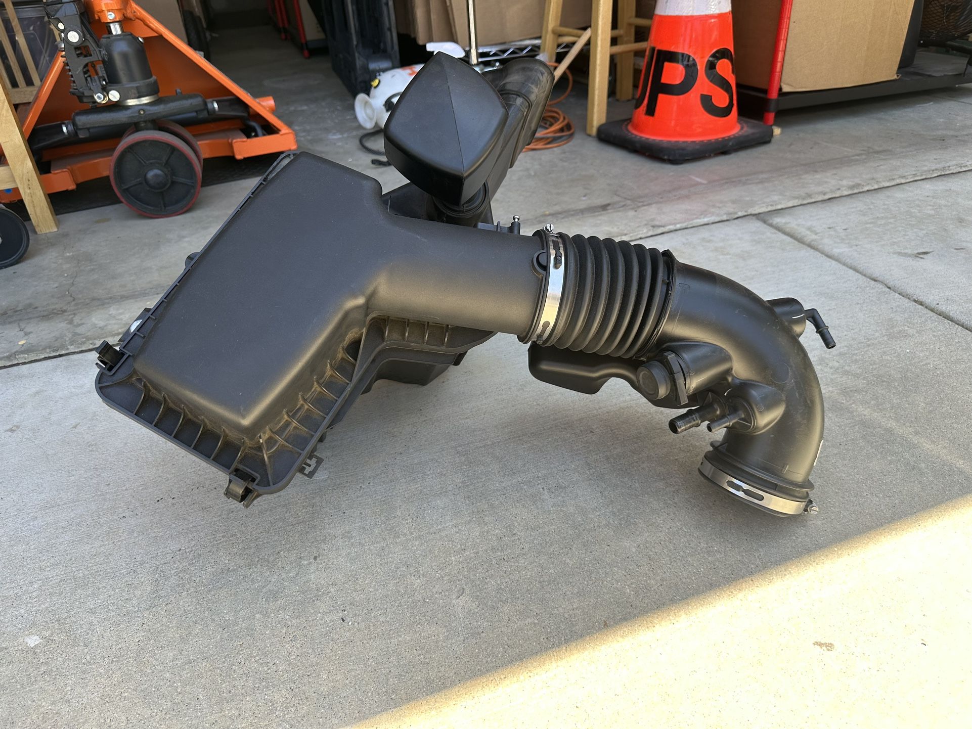 2015 Mustang GT OEM Intake