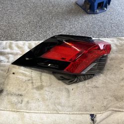 Toyota Rav 4 Left Tail Light OEM