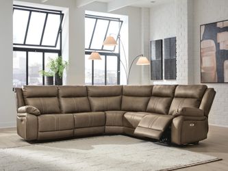 Max-Momentum Biscotti 5-Pc Power Reclining Sectional