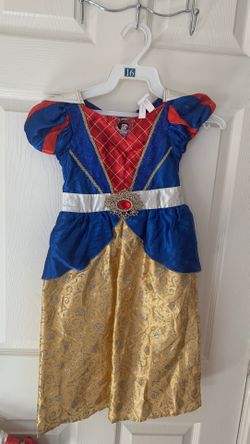 Snow White costume 🎃