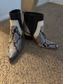 Gianni Bini Boots