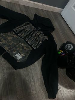 Uprise camo zipper from pacsun