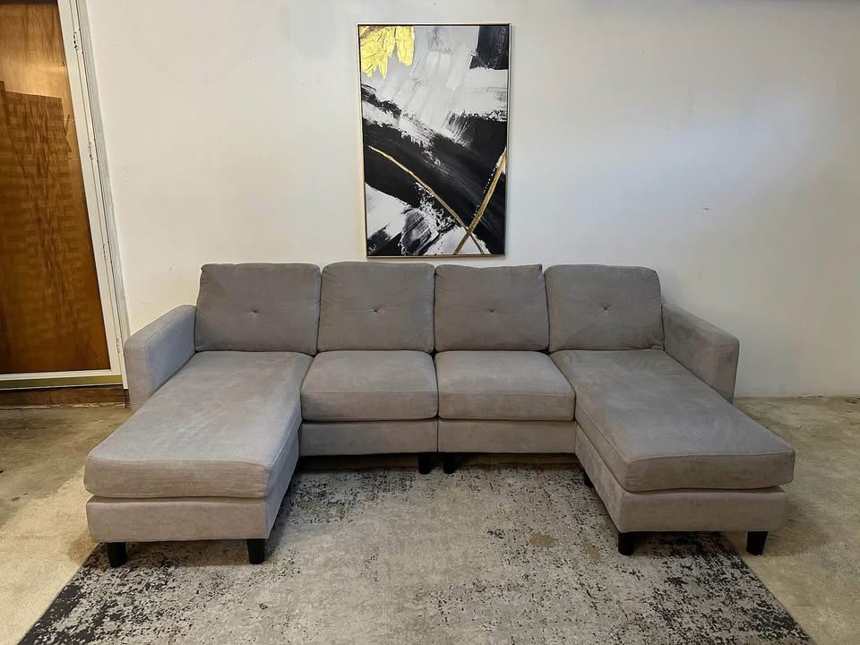 Gray 4-Seater U-Shape Sectional Sofa