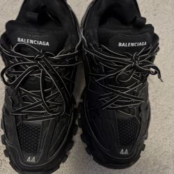 Balenciaga Tracks