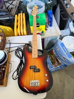Davison Bass Guitar