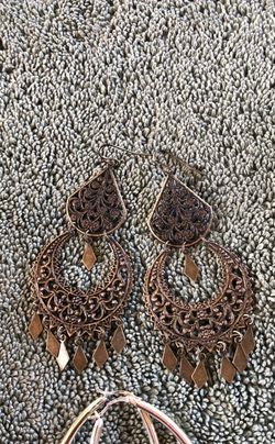 Earings