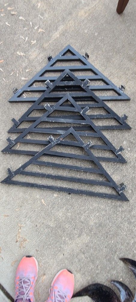 Gazebo corner shelves