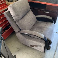 Swivel Rocker Recliner