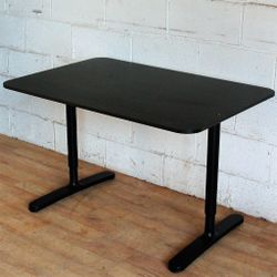 ikea bekant desk