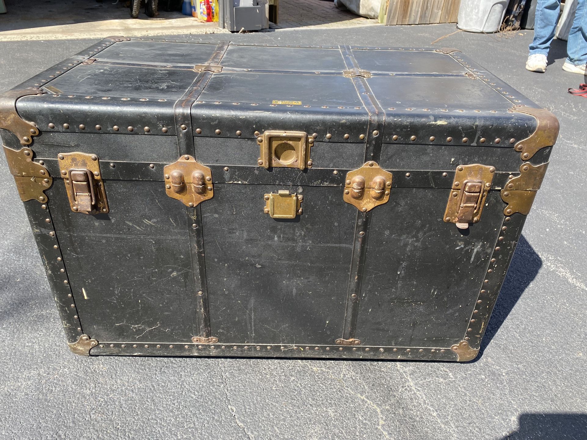 Vintage Extra Large Steamer Trunk with Trays Storage Chest Never Break Trunks U.S.A.