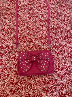 Pink studded bag with bow!