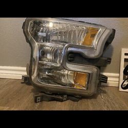 2015-2016 Ford F 150 Headlight Oem 