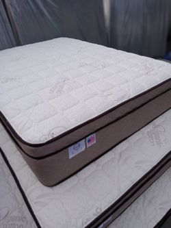 King Size Mattress Pillow Top New 12"