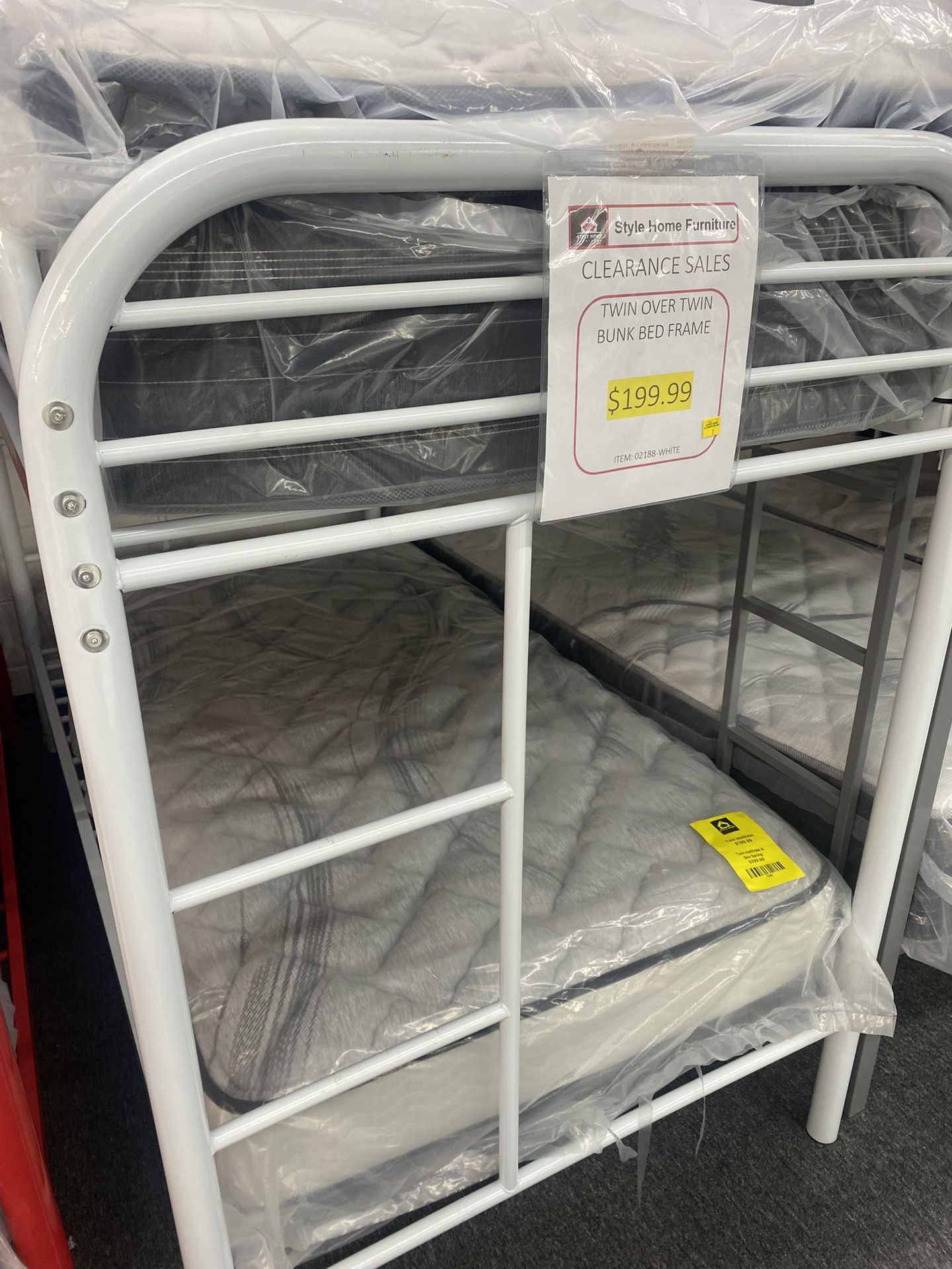 Twin Bunk Bed $199.99