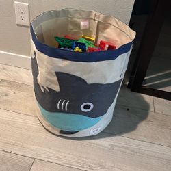 Lego Duplos (bin Included)