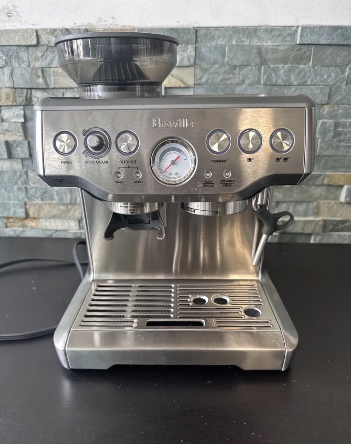 Breville the Barista Express Espresso Machine BES870XL - READ DESCRIPTIO