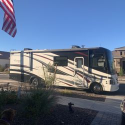2018 Coachman Pursuit 