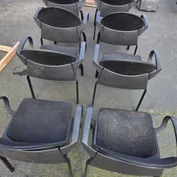 stackable chairs 
