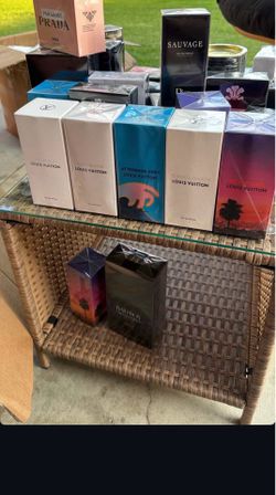 Perfumes/cologne