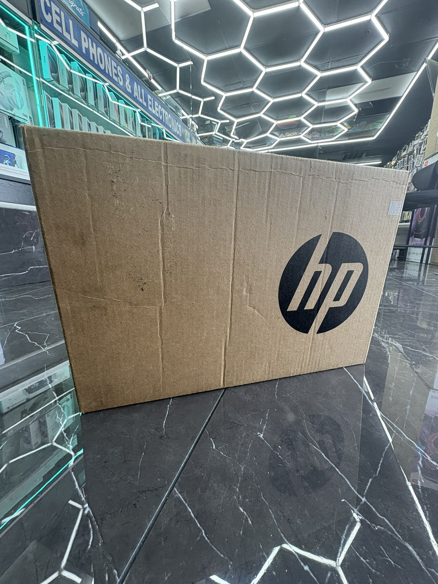 Hp elite x360 830 g11 2-in-1(512GB-16GBSSD) -i7 ultra ( TAKE IT HOME IN PAYMENTS TODAY )